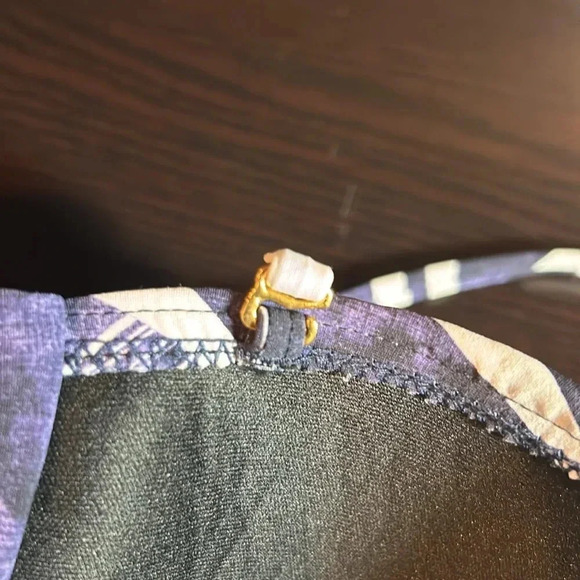 La Blanca Women's  Bikini  Top Size 10 Push Up Purple, White And Black swimsuit - Picture 7 of 7